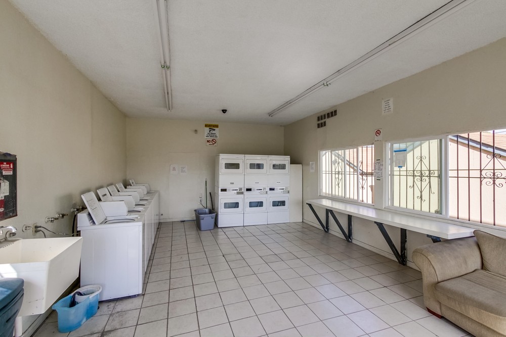 Virtual tour photo 34 of 37 for 6443 Shaules Ave