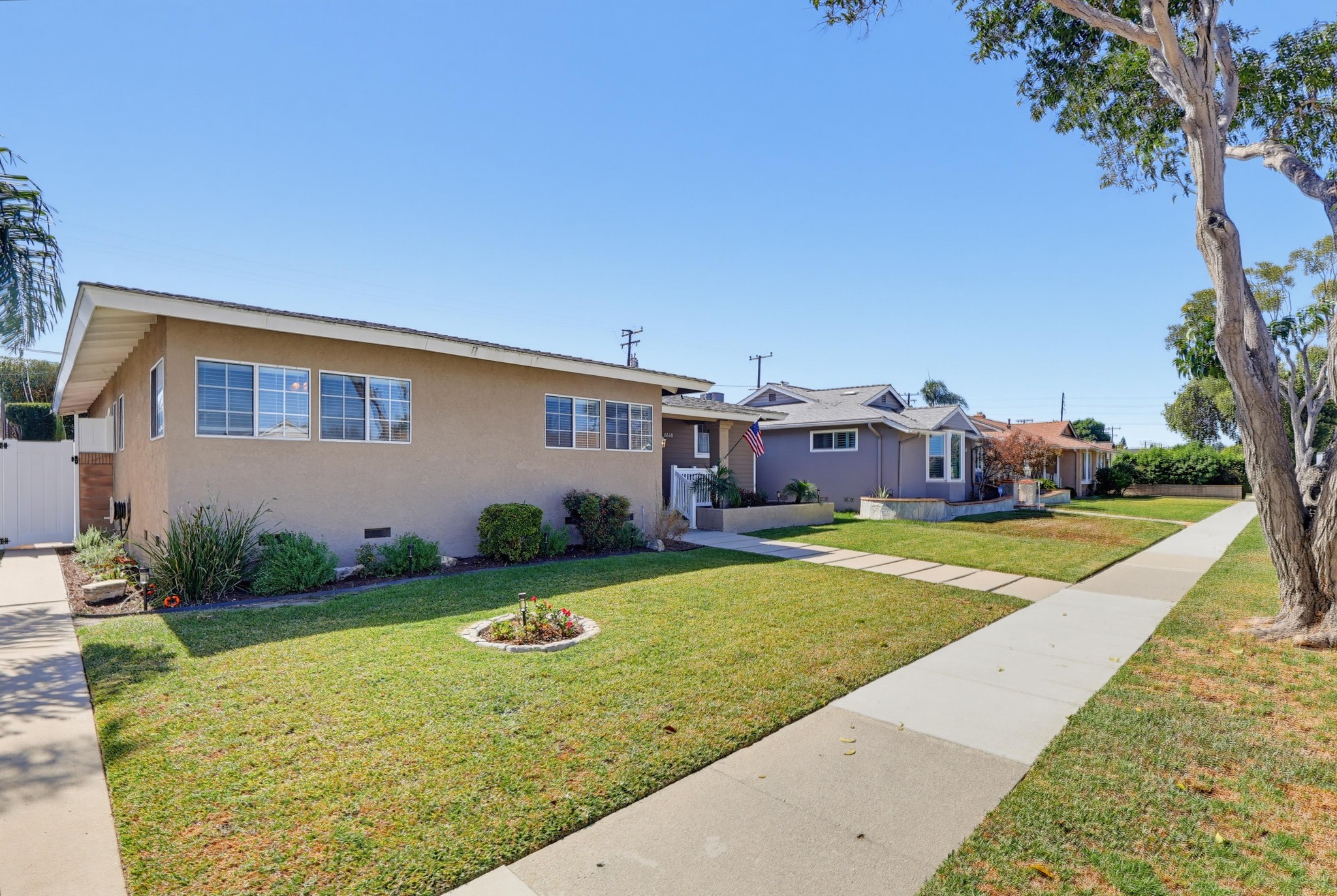 Virtual tour photo 4 of 92 for 6448 E Pageantry St