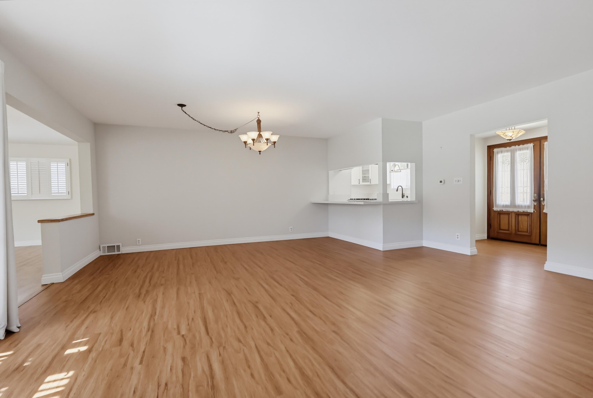 Virtual tour photo 12 of 92 for 6448 E Pageantry St