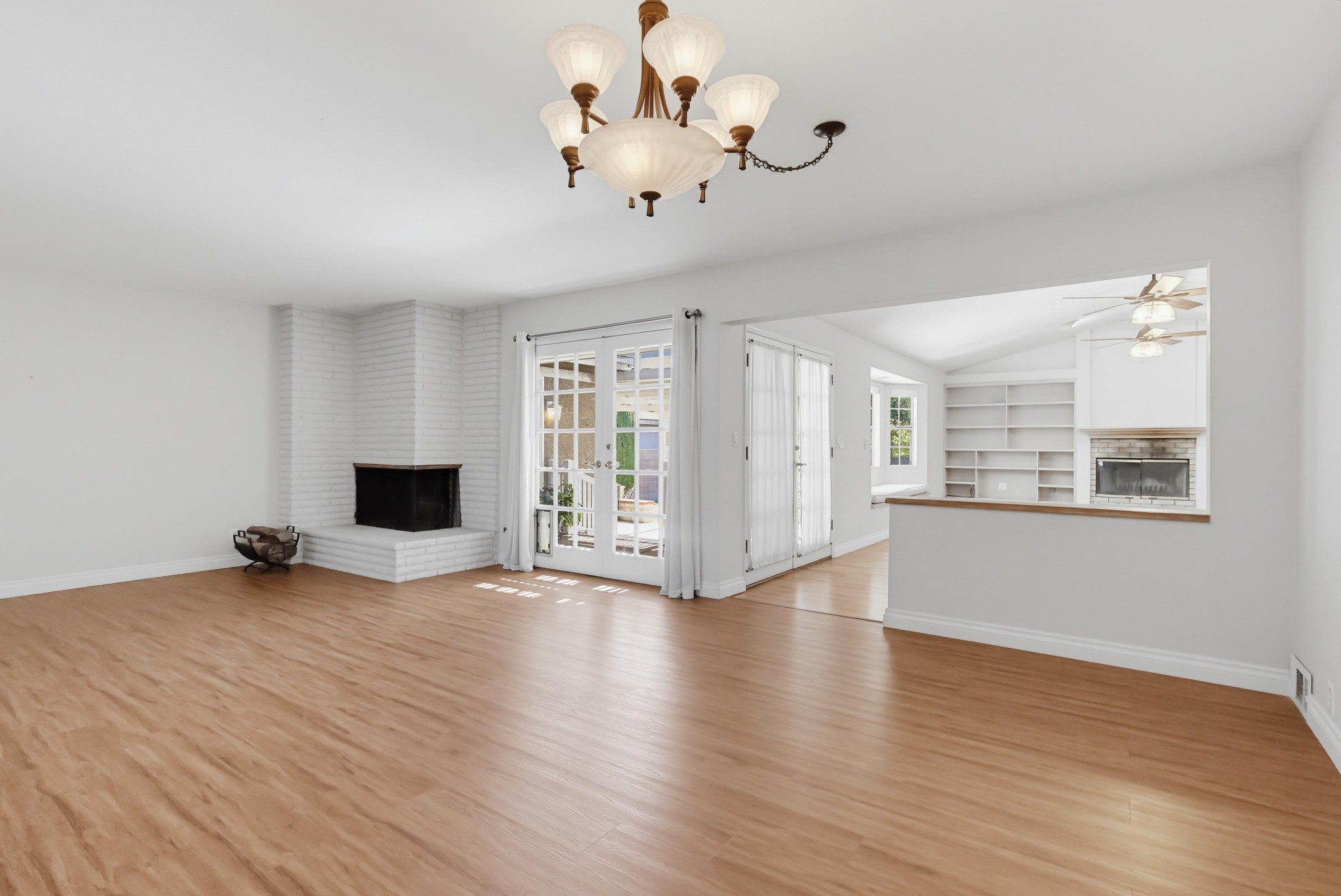 Virtual tour photo 21 of 92 for 6448 E Pageantry St
