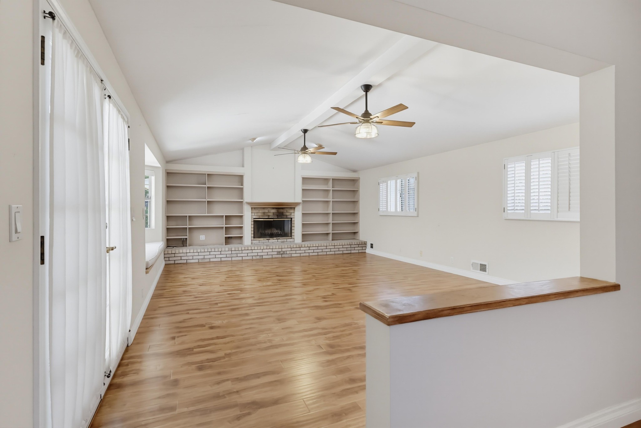Virtual tour photo 23 of 92 for 6448 E Pageantry St