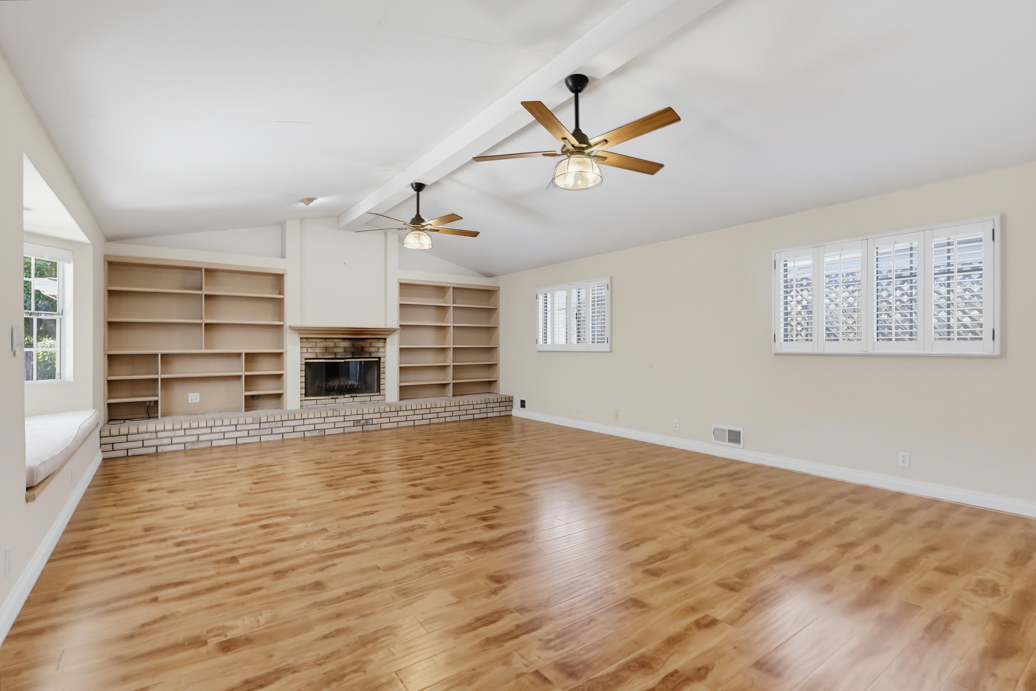 Virtual tour photo 24 of 92 for 6448 E Pageantry St