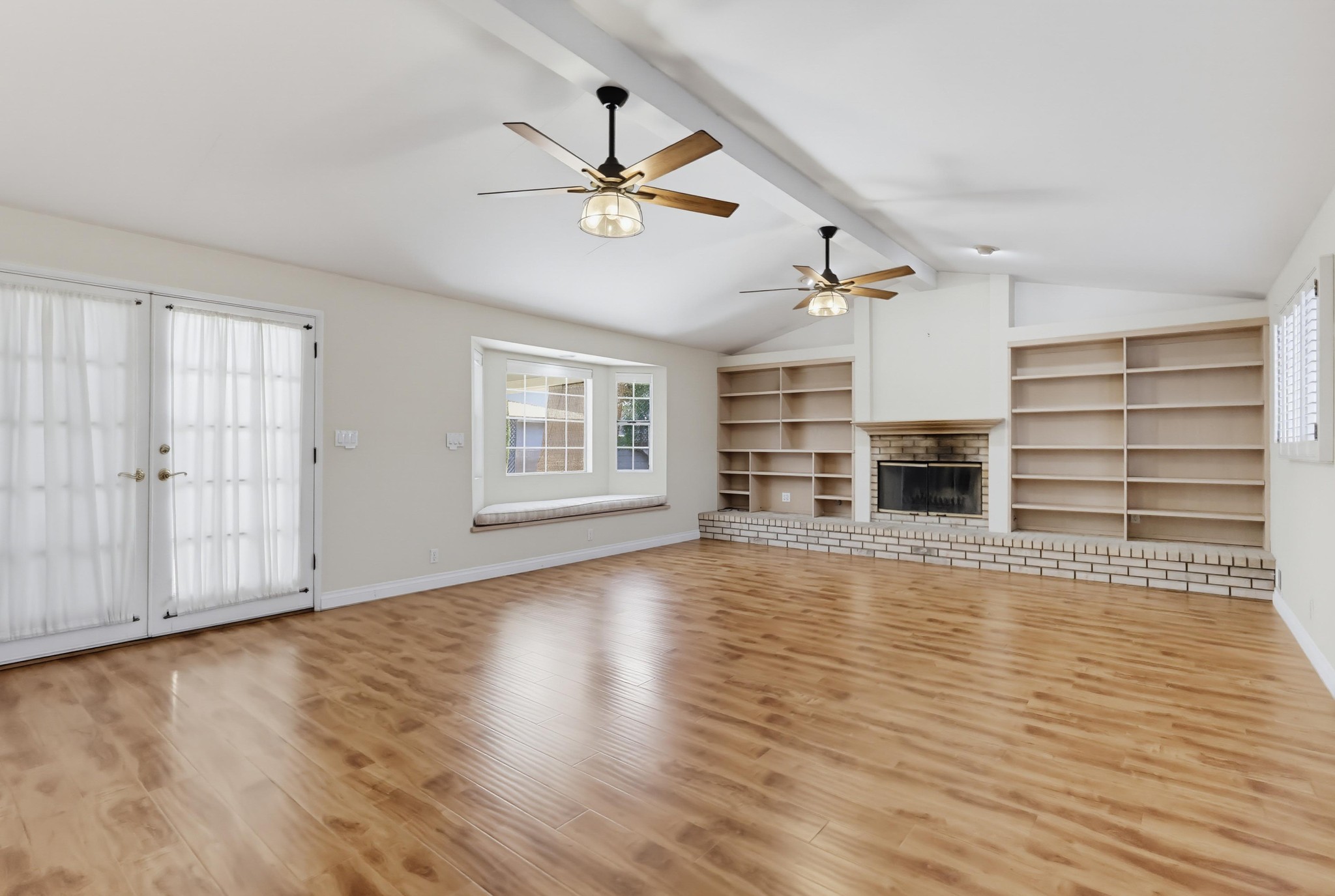 Virtual tour photo 26 of 92 for 6448 E Pageantry St