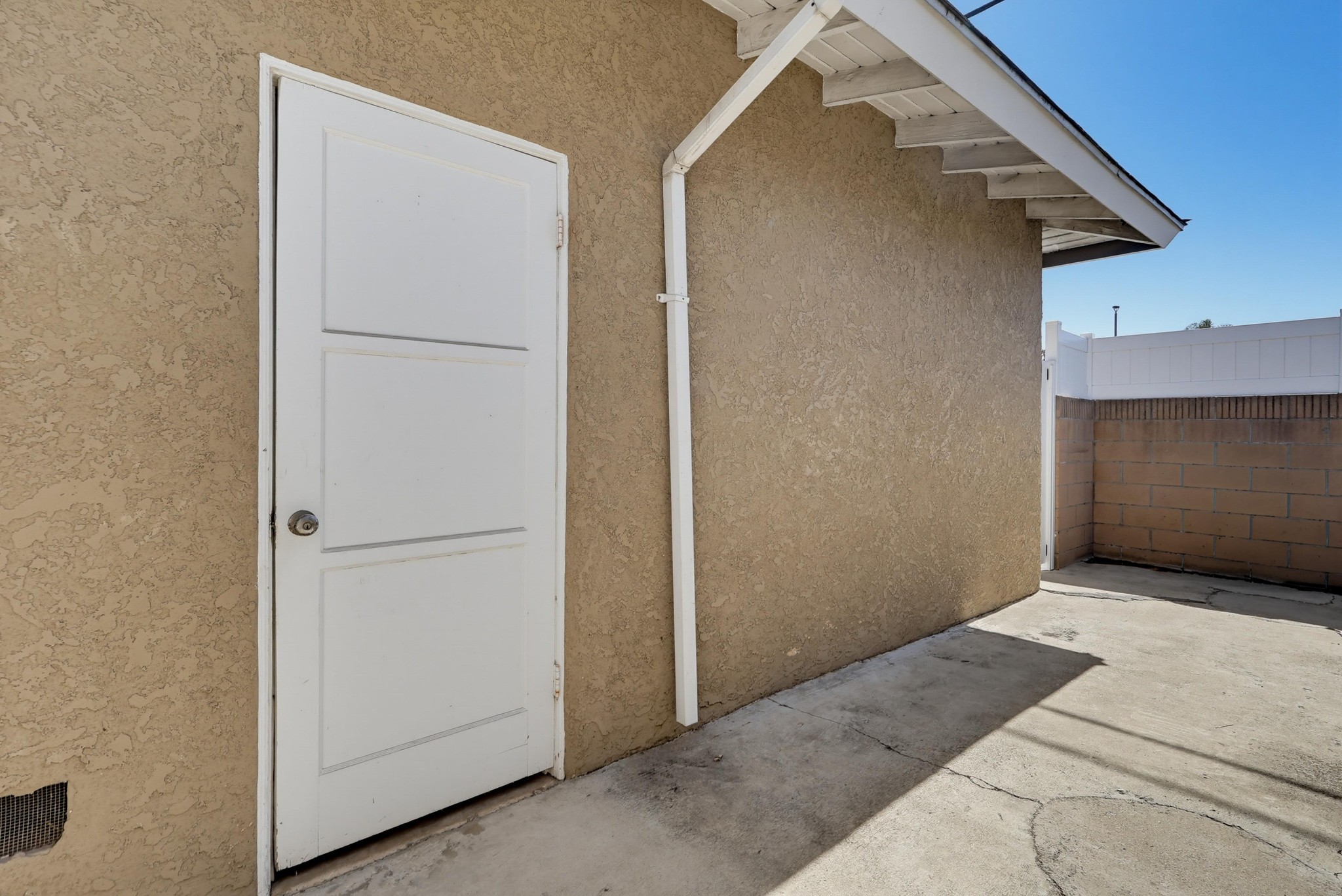Virtual tour photo 87 of 92 for 6448 E Pageantry St