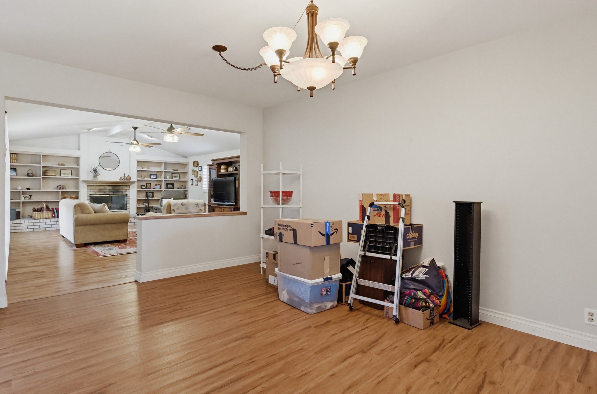 Virtual tour photo 9 of 94 for 6448 E Pageantry St