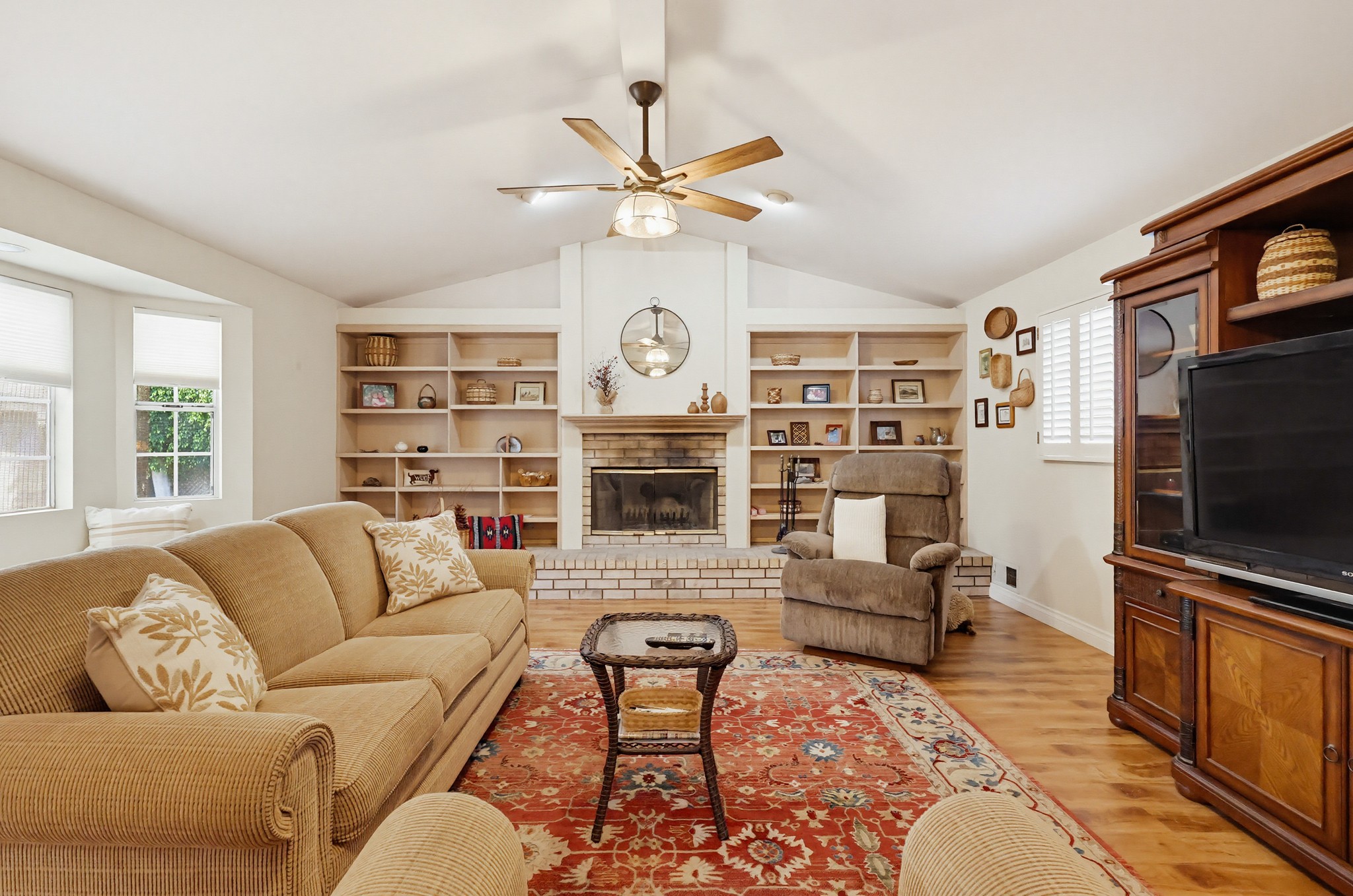 Virtual tour photo 17 of 94 for 6448 E Pageantry St
