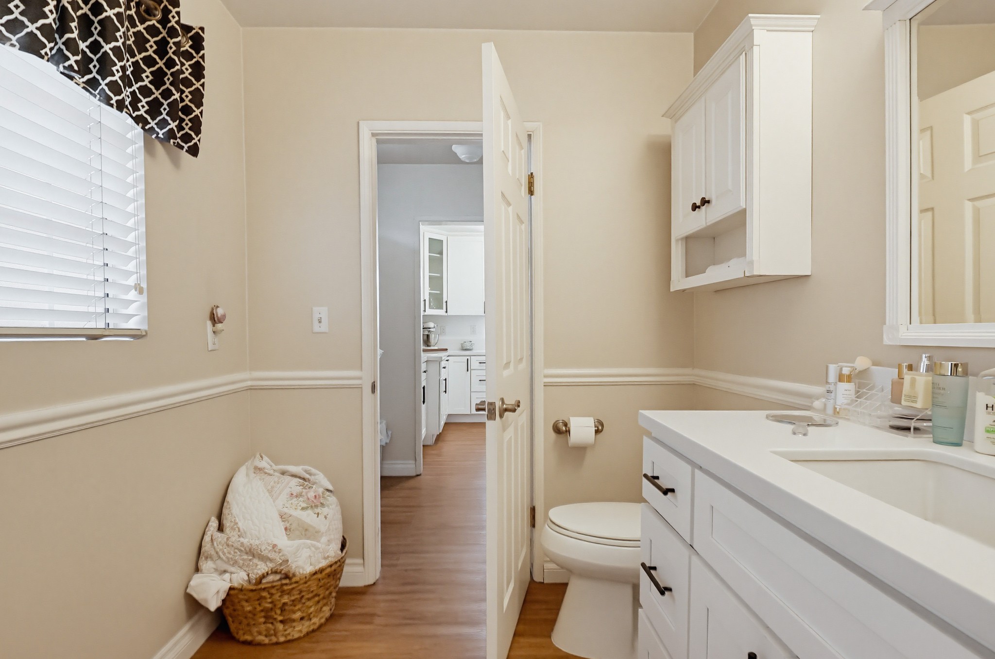 Virtual tour photo 23 of 94 for 6448 E Pageantry St