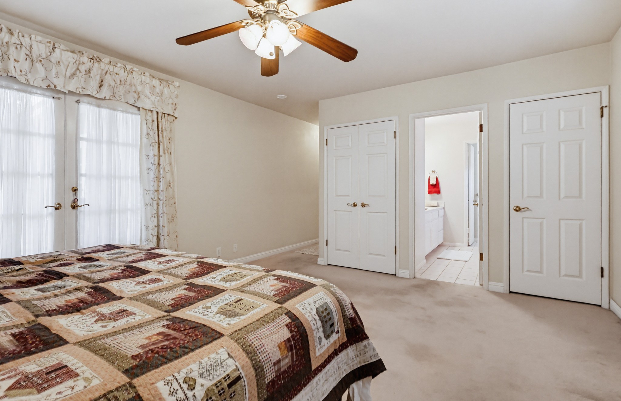 Virtual tour photo 57 of 94 for 6448 E Pageantry St