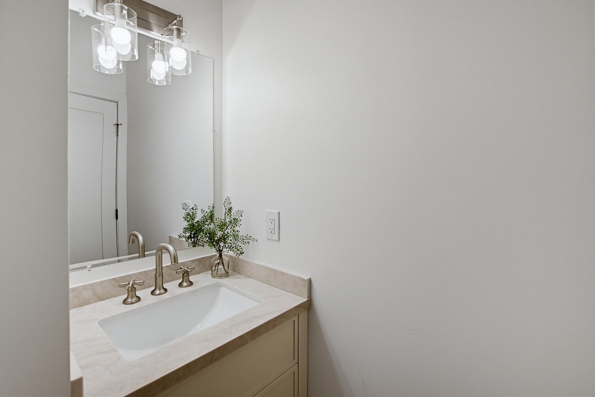Virtual tour photo 24 of 44 for 6448 Glidden St