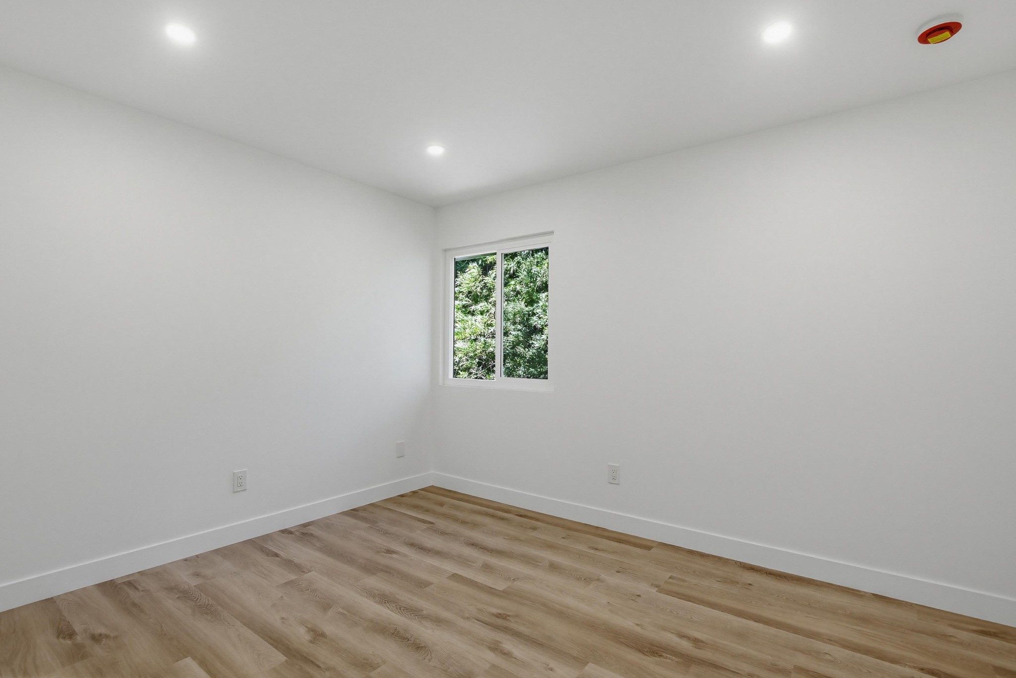 Virtual tour photo 26 of 44 for 6448 Glidden St