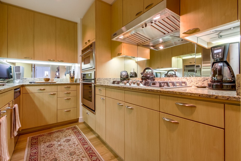 Virtual tour photo 13 of 43 for 645 Front St #1014