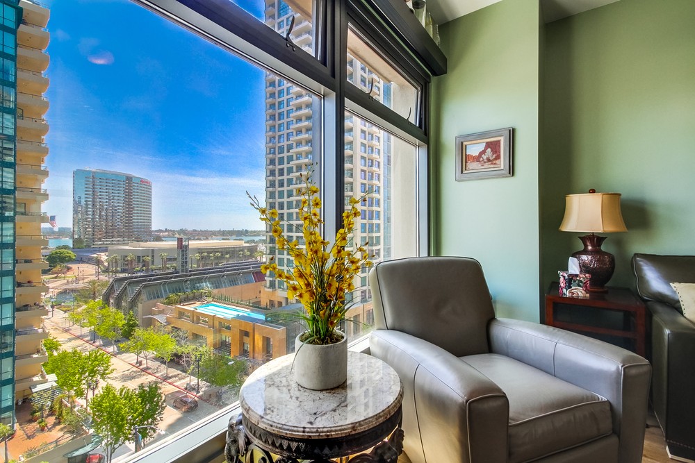Virtual tour photo 19 of 43 for 645 Front St #1014