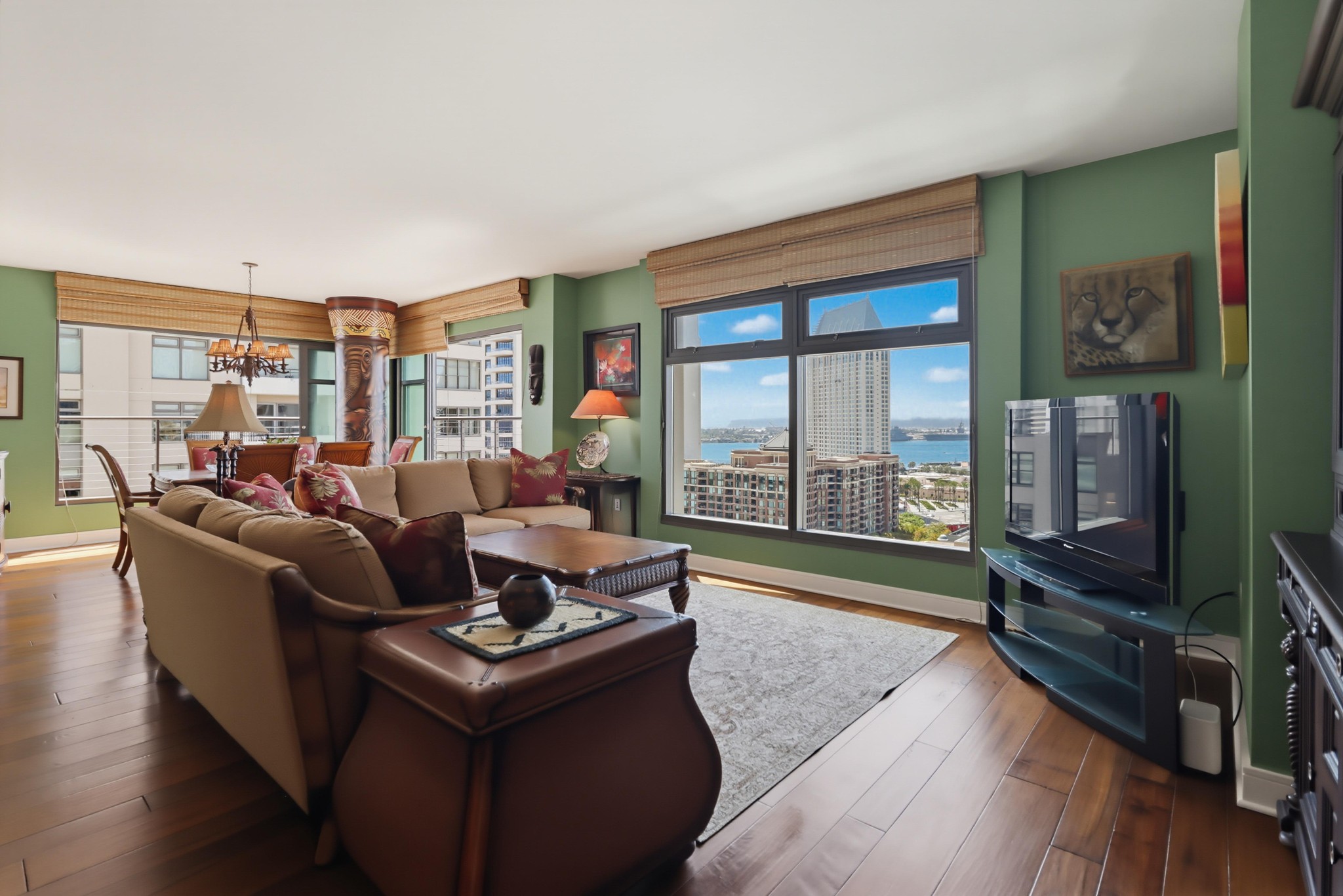 Virtual tour photo 15 of 53 for 645 Front St