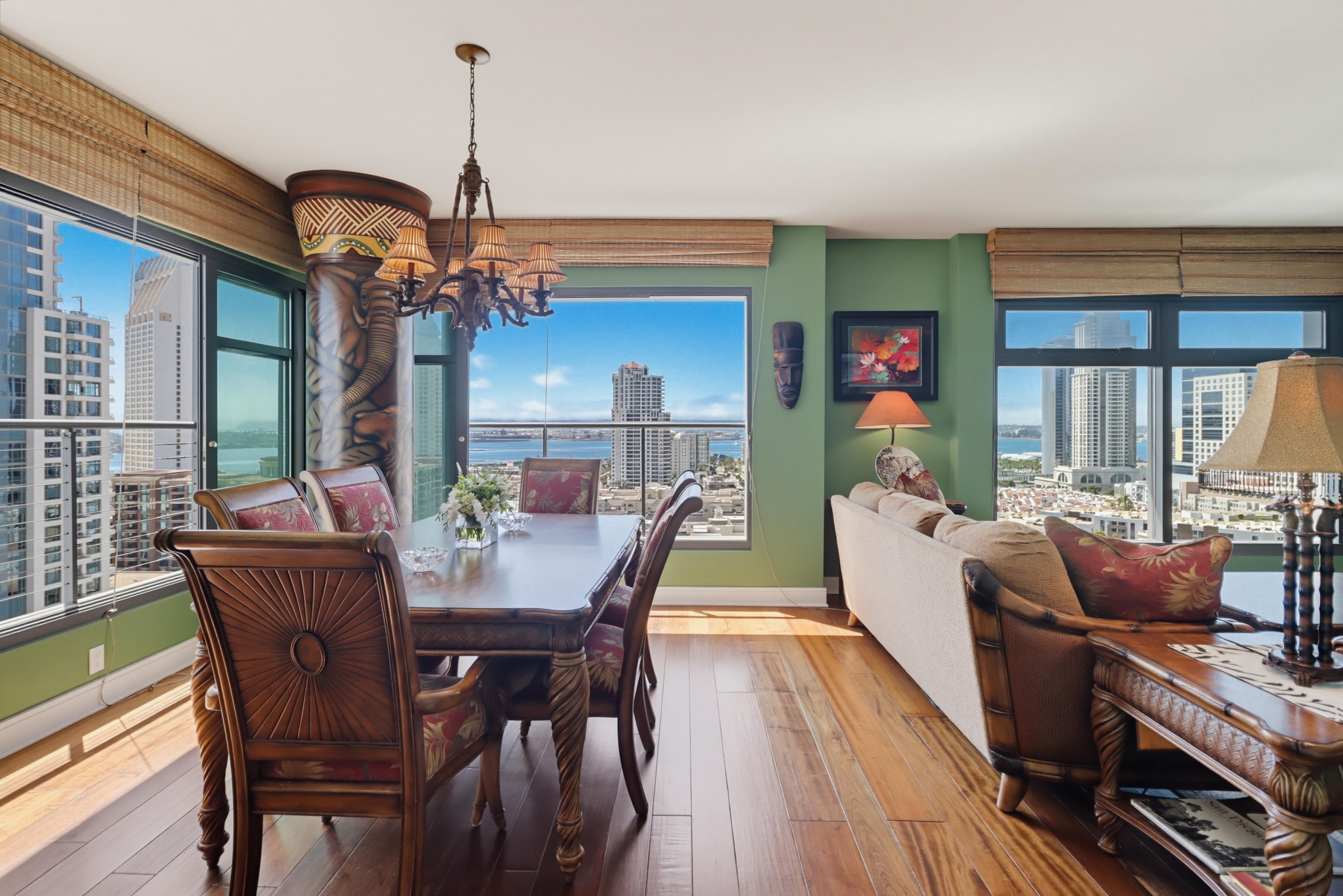Virtual tour photo 21 of 53 for 645 Front St