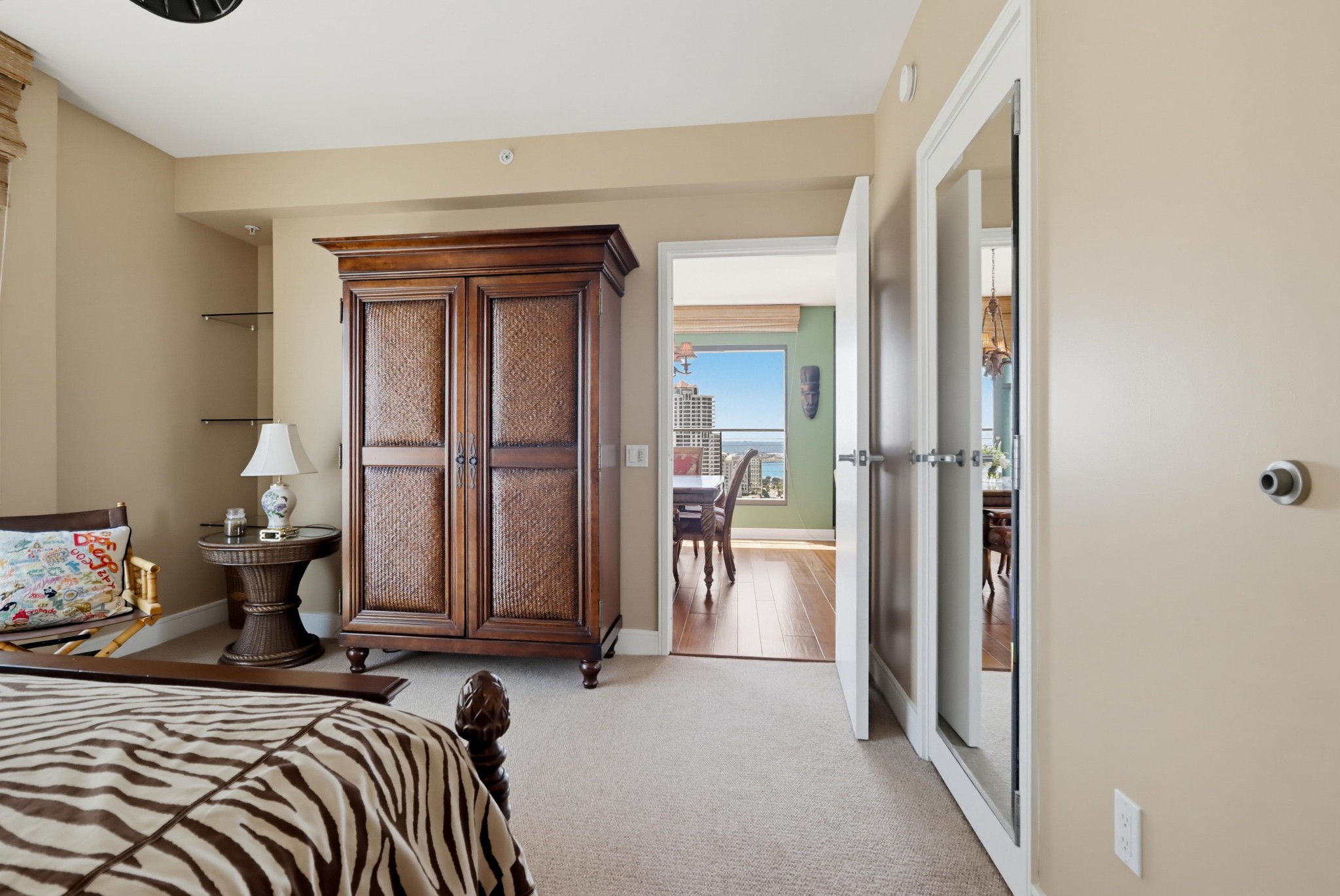 Virtual tour photo 40 of 53 for 645 Front St