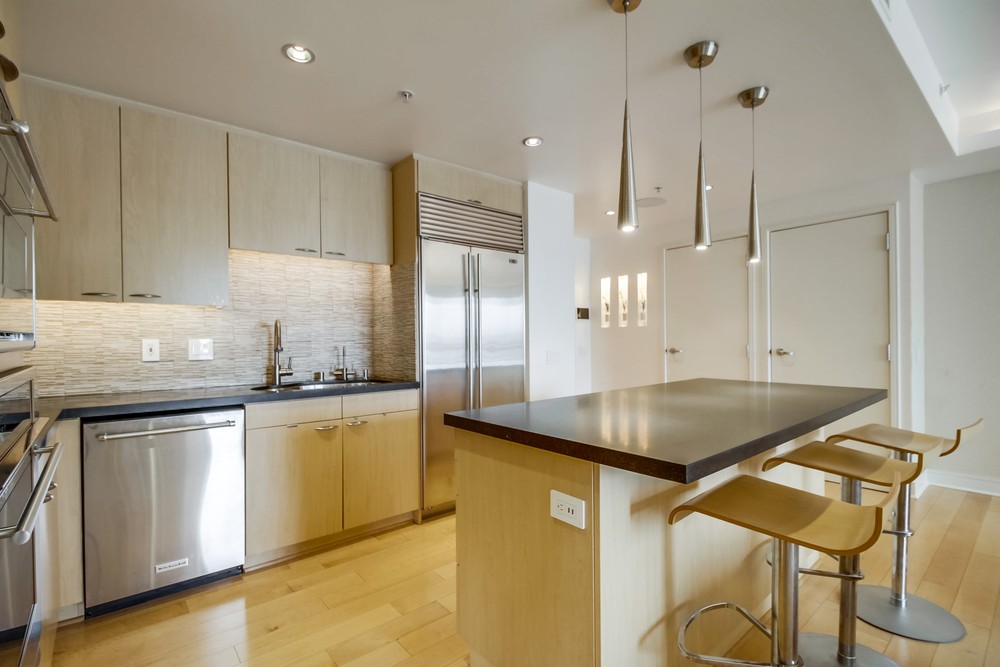 Virtual tour photo 19 of 40 for 645 Front St