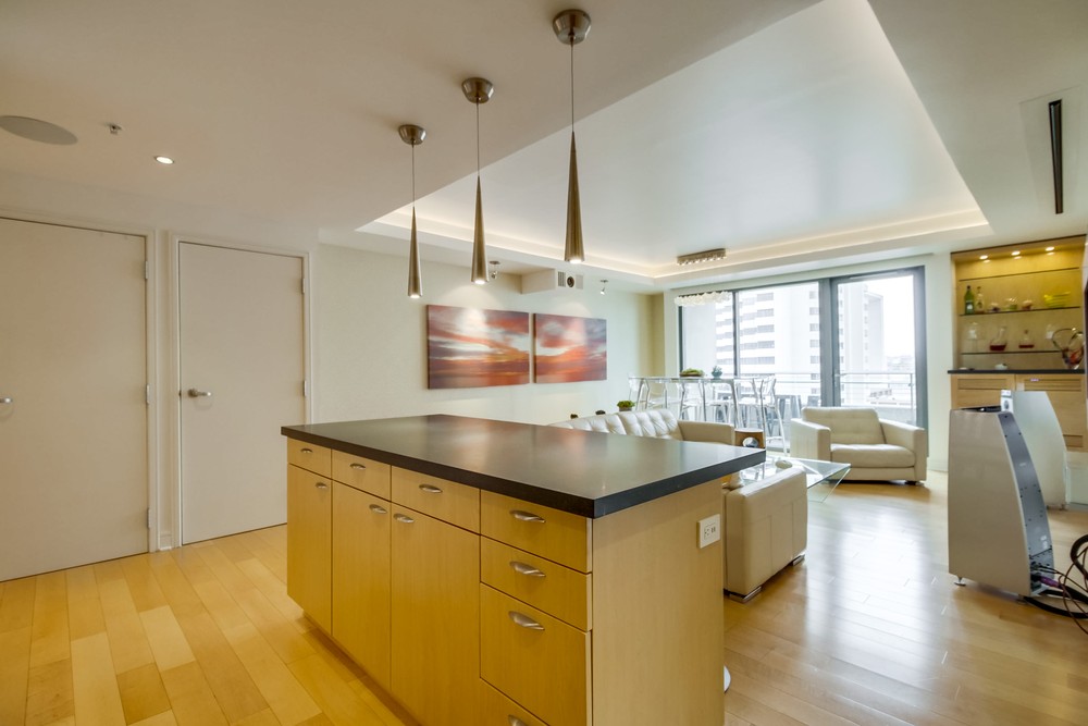 Virtual tour photo 20 of 40 for 645 Front St