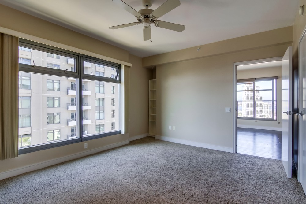 Virtual tour photo 25 of 38 for 645 Front St