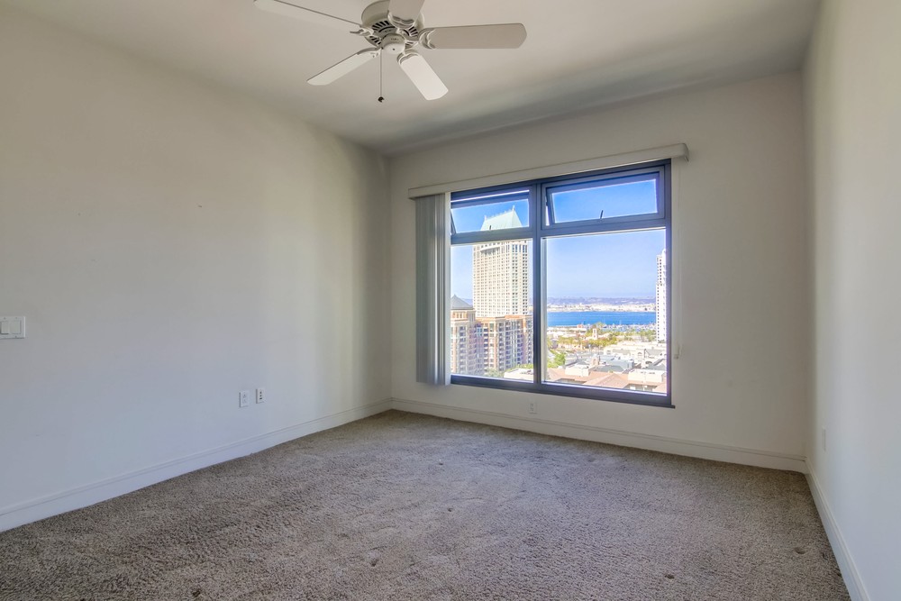 Virtual tour photo 31 of 38 for 645 Front St