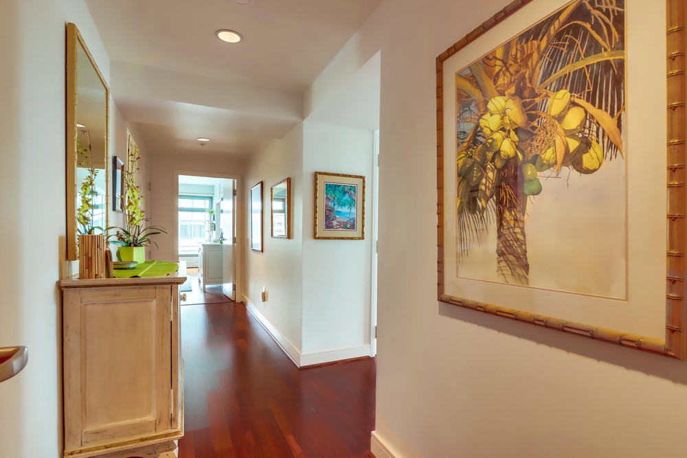Virtual tour photo 8 of 63 for 645 Front St