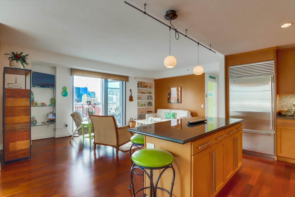 Virtual tour photo 31 of 63 for 645 Front St