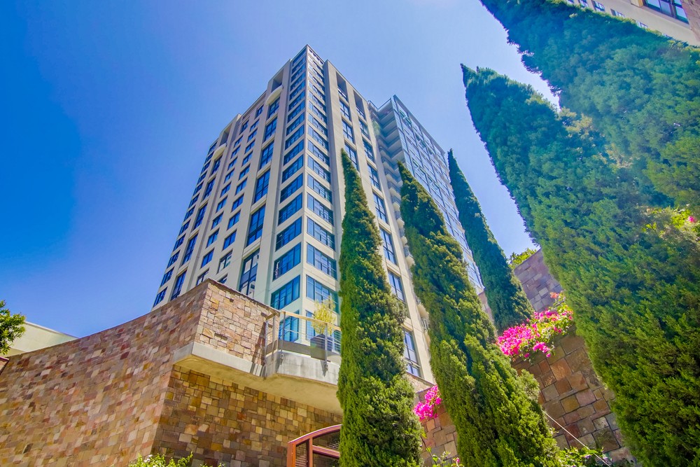 Virtual tour photo 5 of 103 for 645 Front St UNIT 101