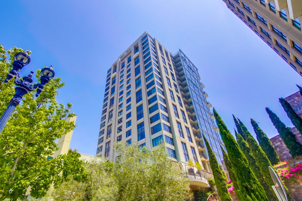 Virtual tour photo 6 of 103 for 645 Front St UNIT 101
