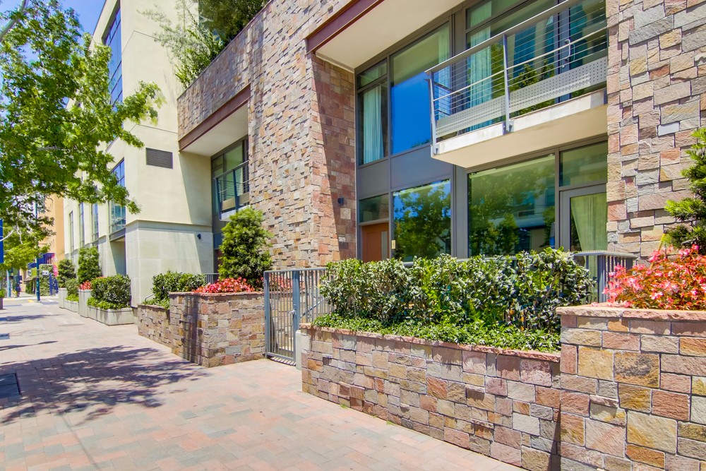 Virtual tour photo 16 of 103 for 645 Front St UNIT 101