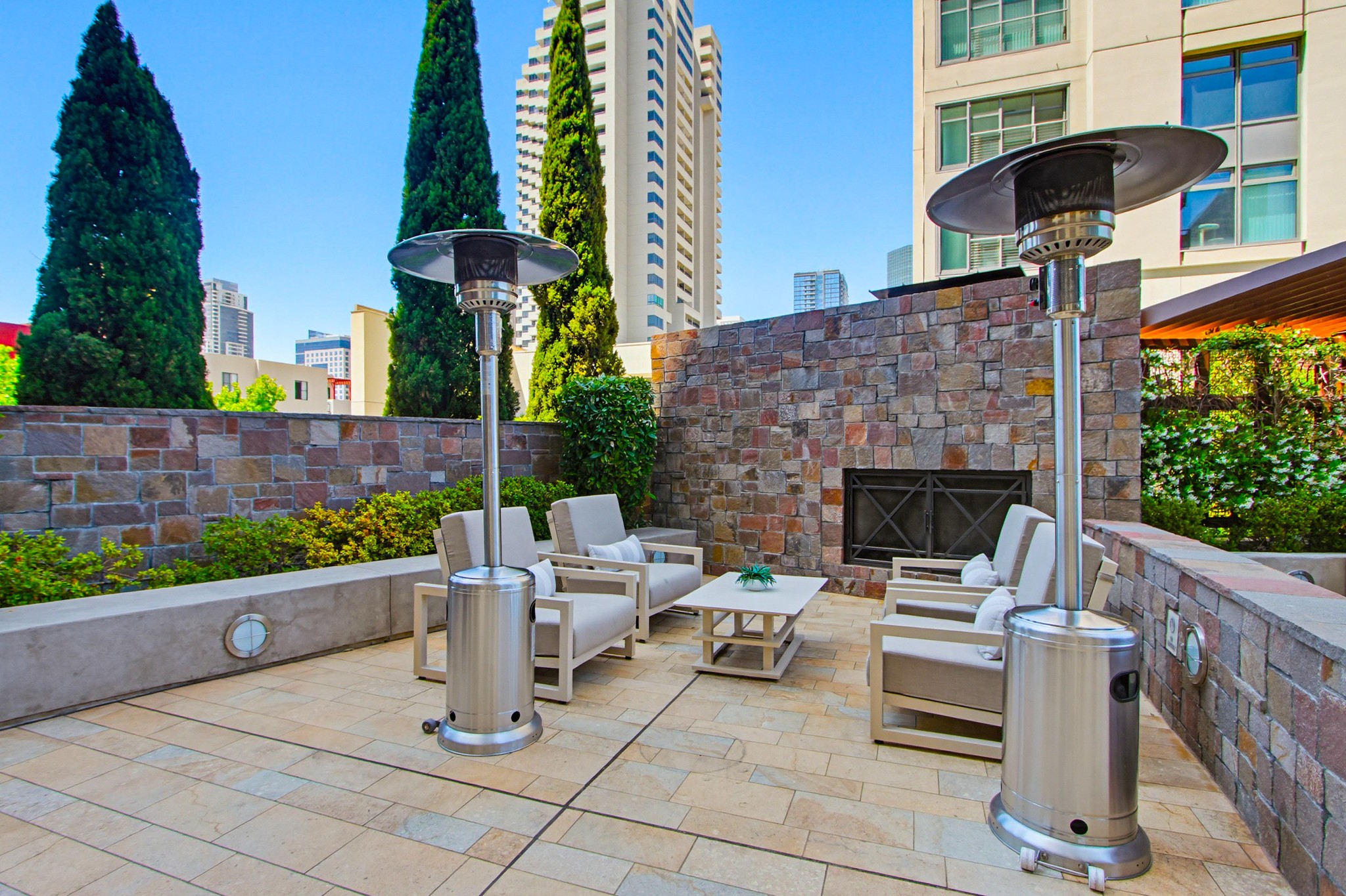 Virtual tour photo 7 of 57 for 645 Front St UNIT 1208