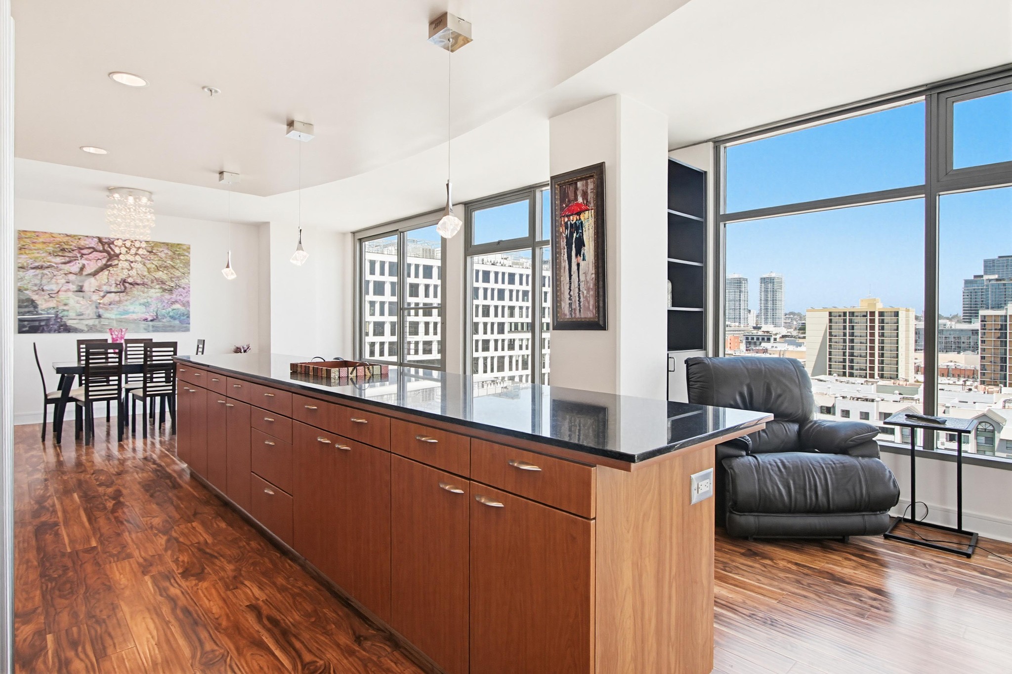Virtual tour photo 18 of 57 for 645 Front St UNIT 1208