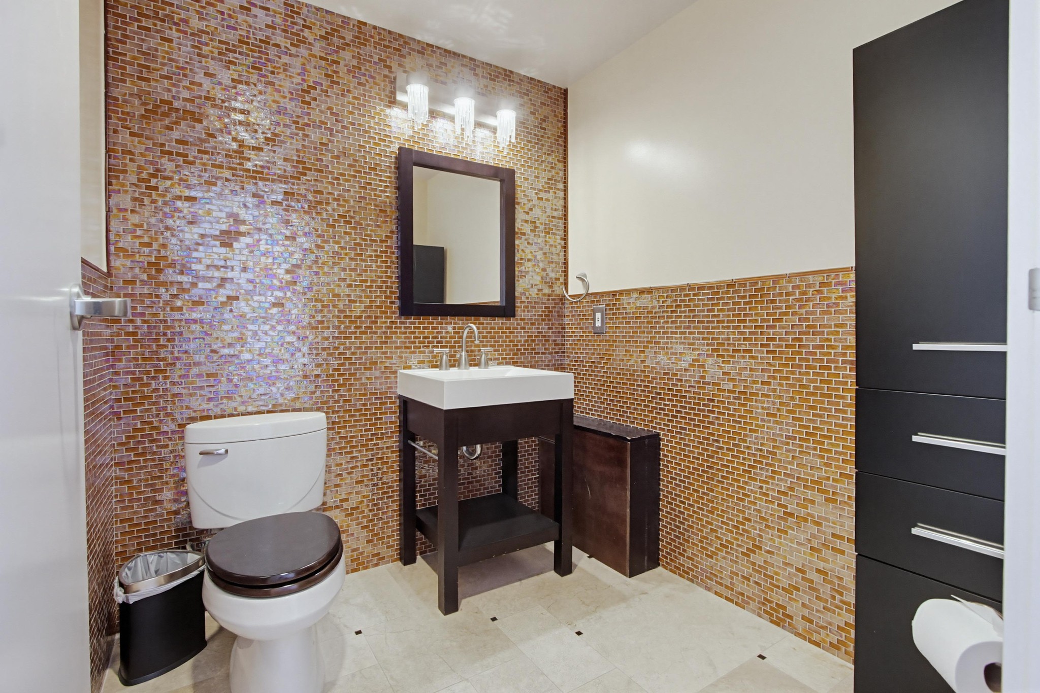 Virtual tour photo 30 of 57 for 645 Front St UNIT 1208