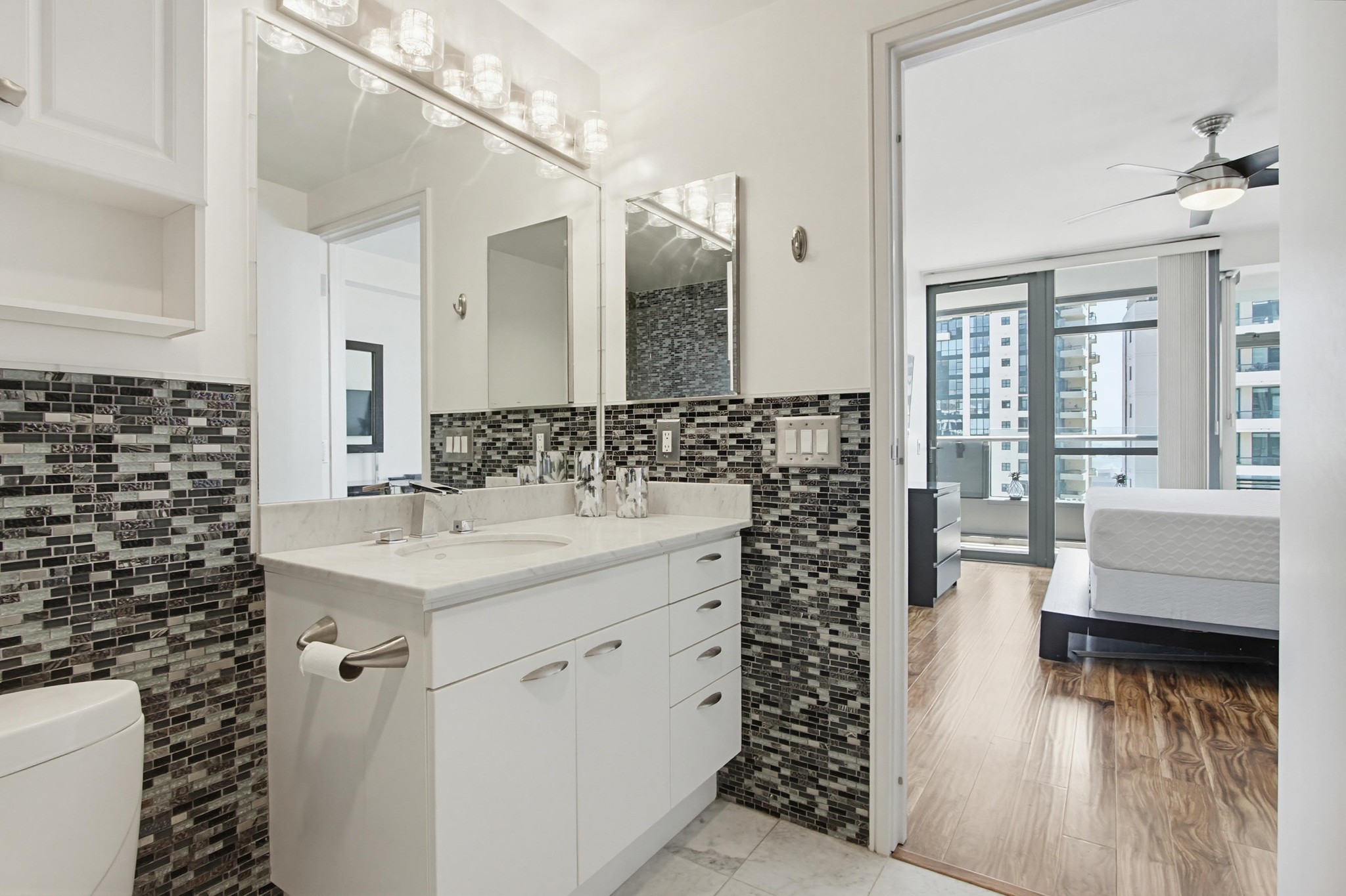 Virtual tour photo 41 of 57 for 645 Front St UNIT 1208