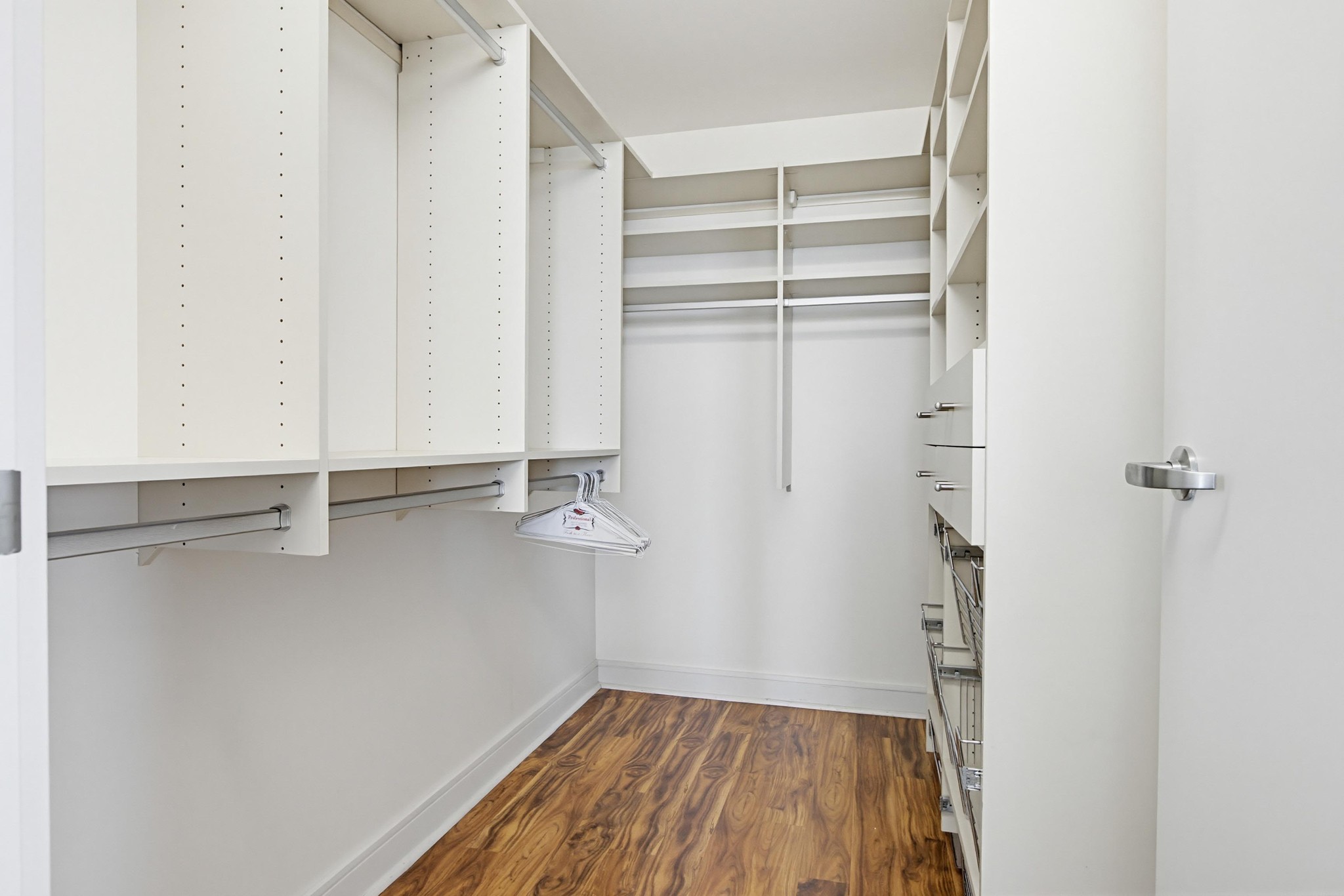 Virtual tour photo 42 of 57 for 645 Front St UNIT 1208