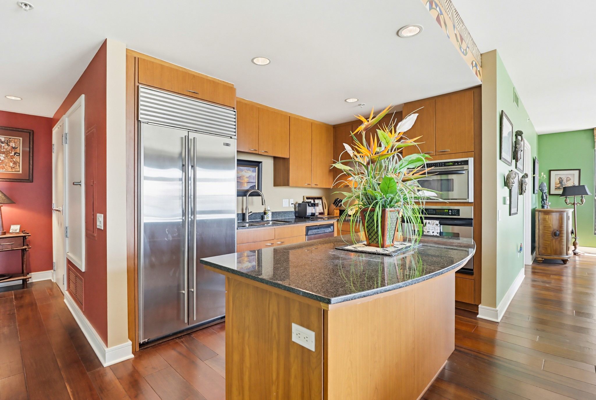 Virtual tour photo 13 of 51 for 645 Front St UNIT 1806