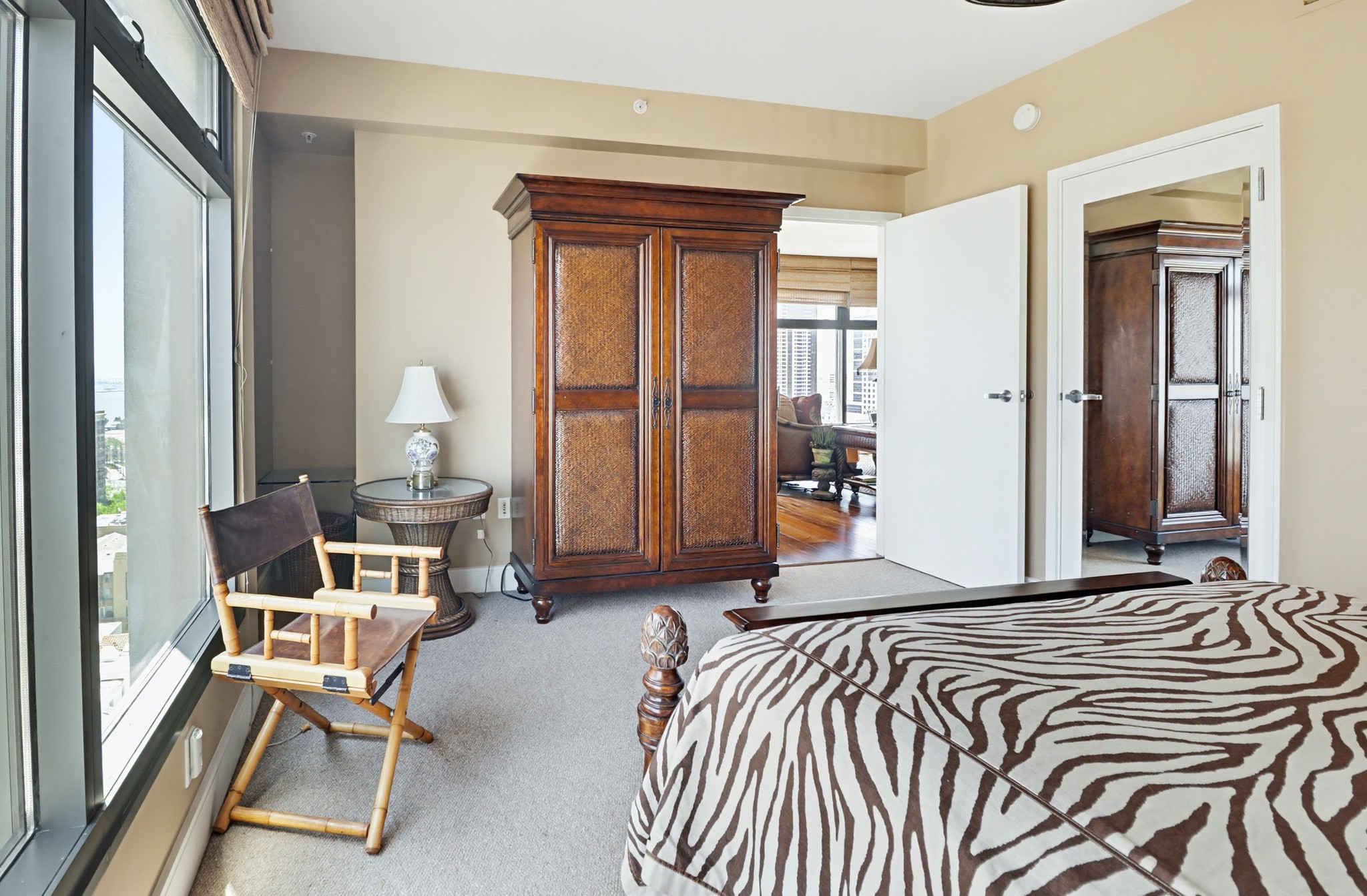 Virtual tour photo 30 of 51 for 645 Front St UNIT 1806