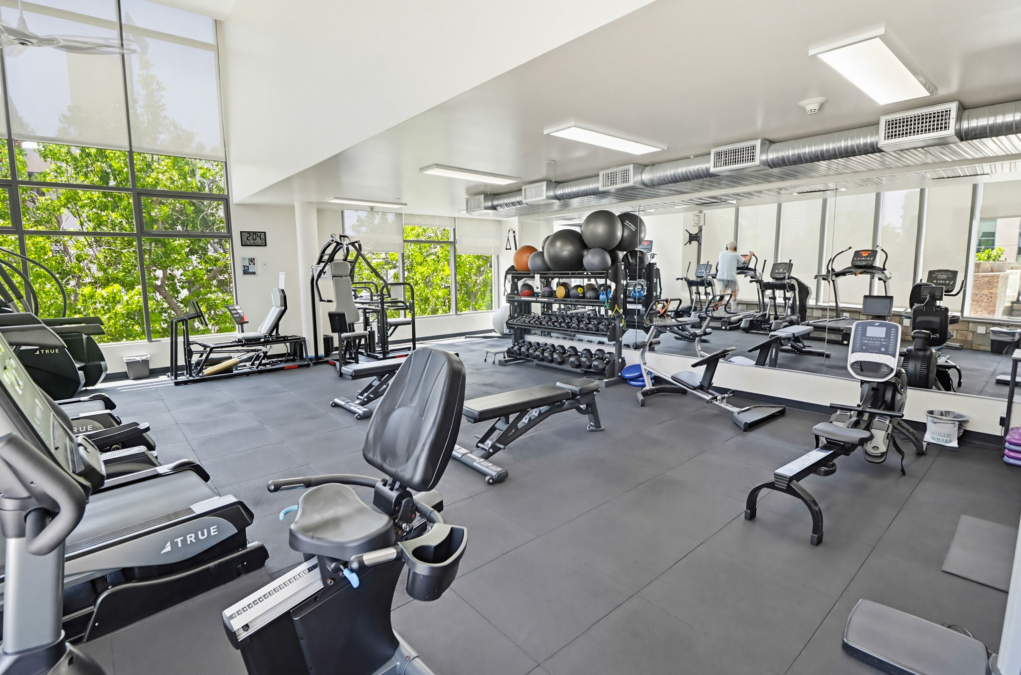 Virtual tour photo 45 of 51 for 645 Front St UNIT 1806