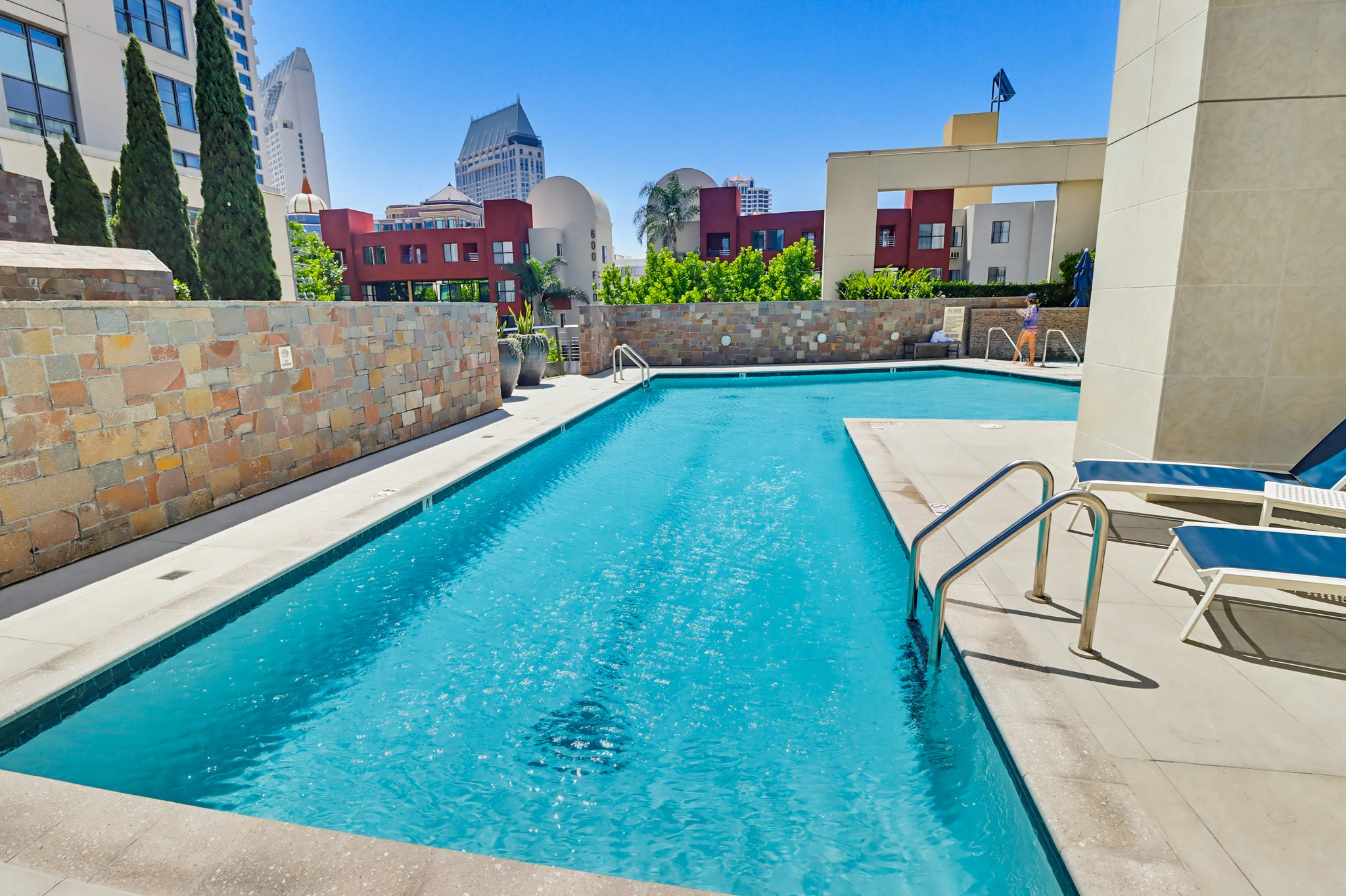 Virtual tour photo 50 of 51 for 645 Front St UNIT 1806