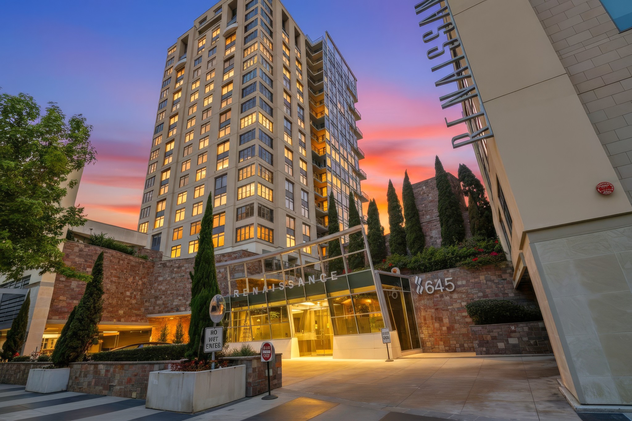 Virtual tour photo 52 of 51 for 645 Front St UNIT 1806