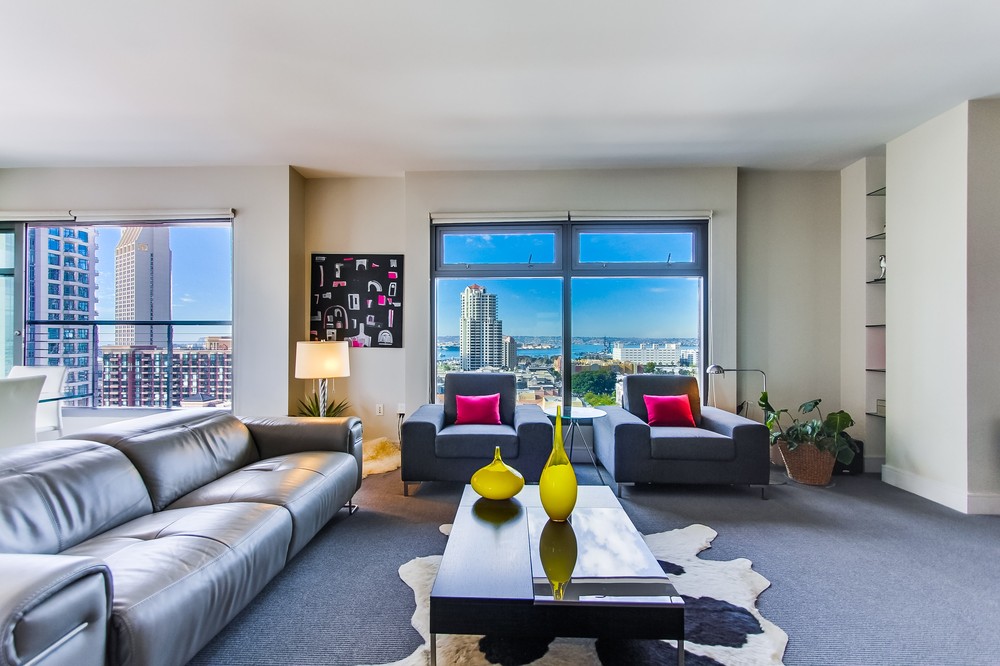 Virtual tour photo 1 of 44 for 645 Front Street #1406