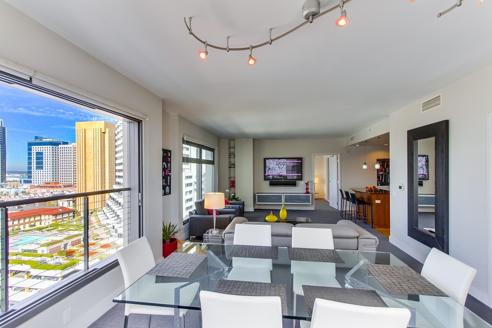 Virtual tour photo 8 of 44 for 645 Front Street #1406