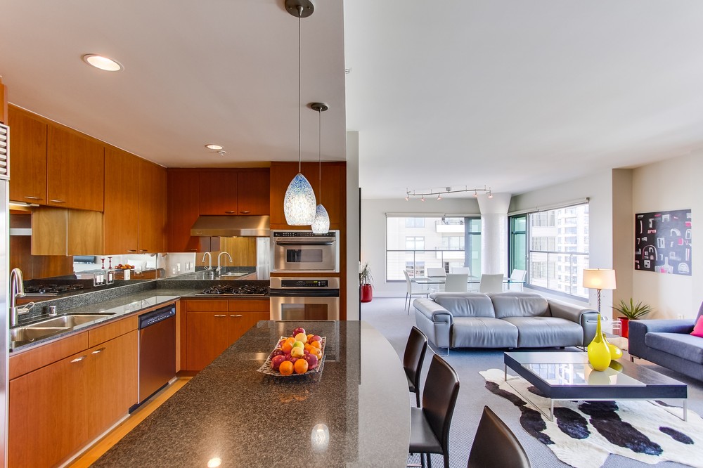 Virtual tour photo 11 of 44 for 645 Front Street #1406
