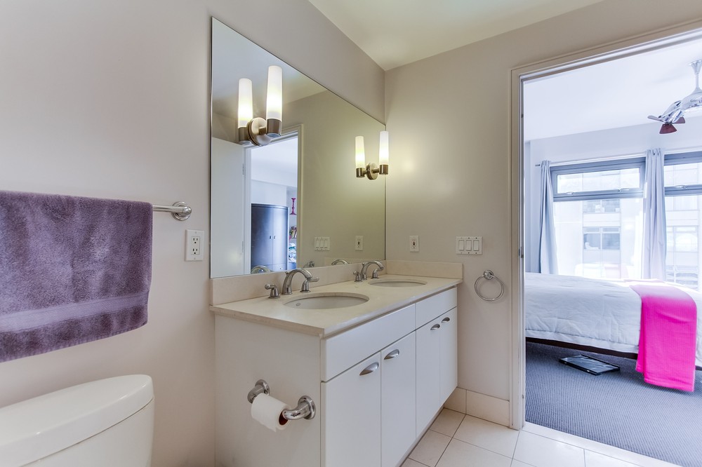Virtual tour photo 17 of 44 for 645 Front Street #1406