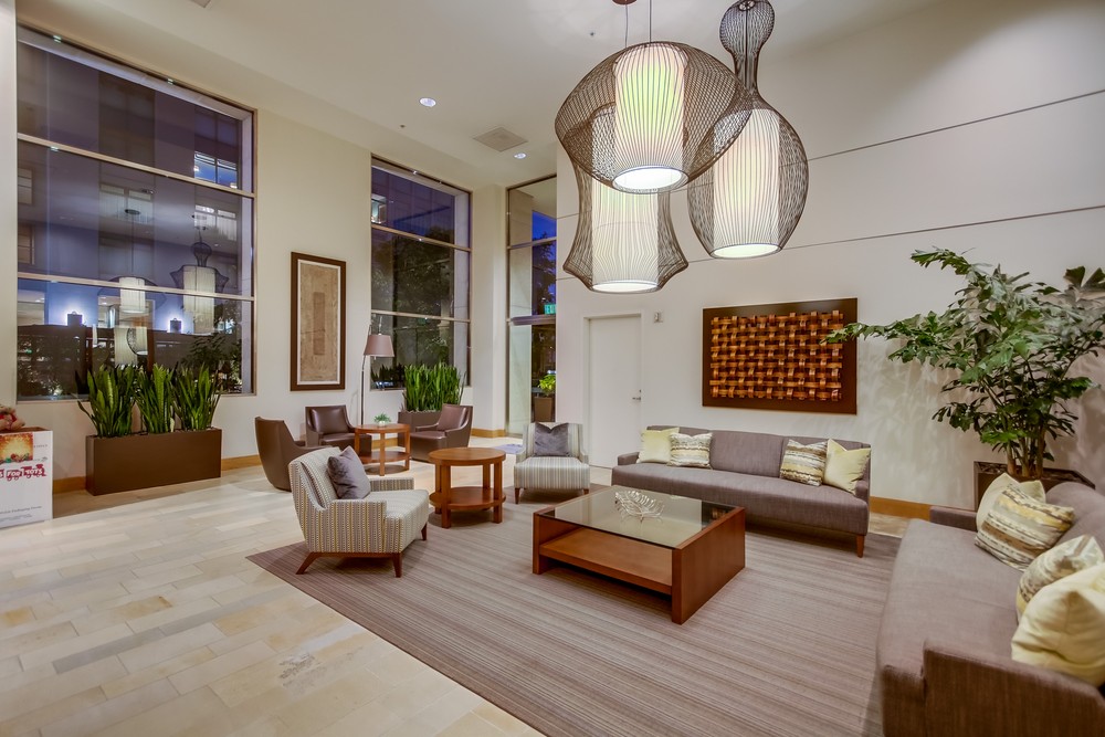 Virtual tour photo 30 of 112 for 645 Front Street