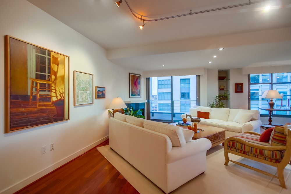 Virtual tour photo 36 of 112 for 645 Front Street
