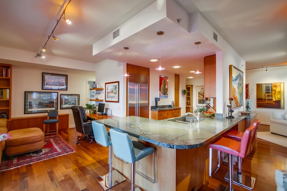 Virtual tour photo 48 of 112 for 645 Front Street