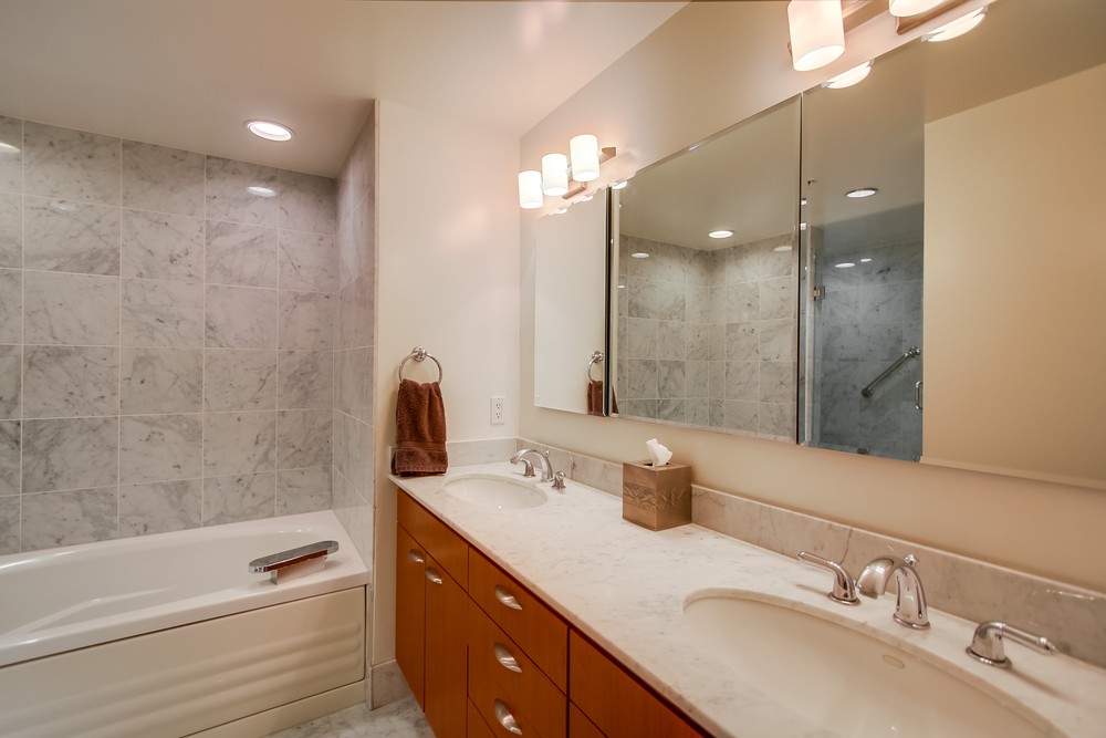 Virtual tour photo 65 of 112 for 645 Front Street