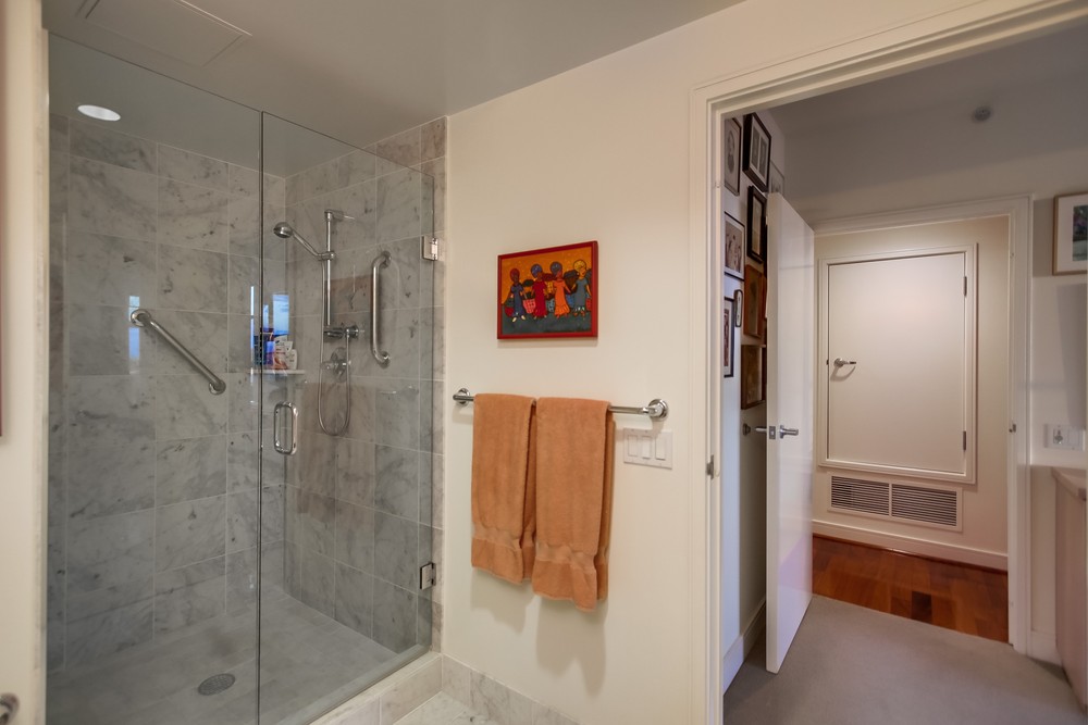 Virtual tour photo 80 of 112 for 645 Front Street