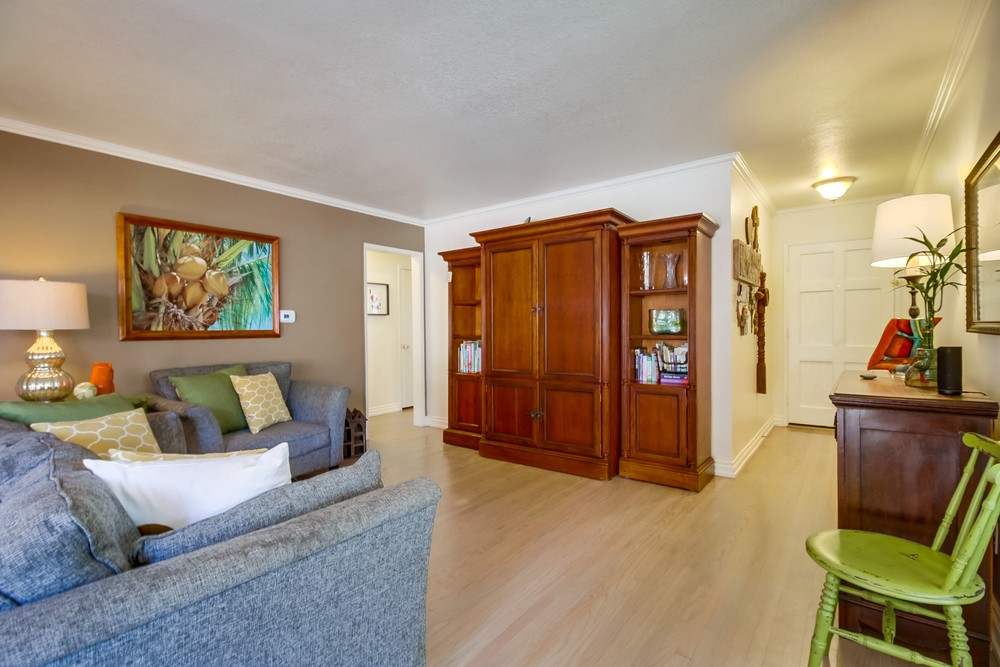 Virtual tour photo 8 of 35 for 6541 Delbarton St