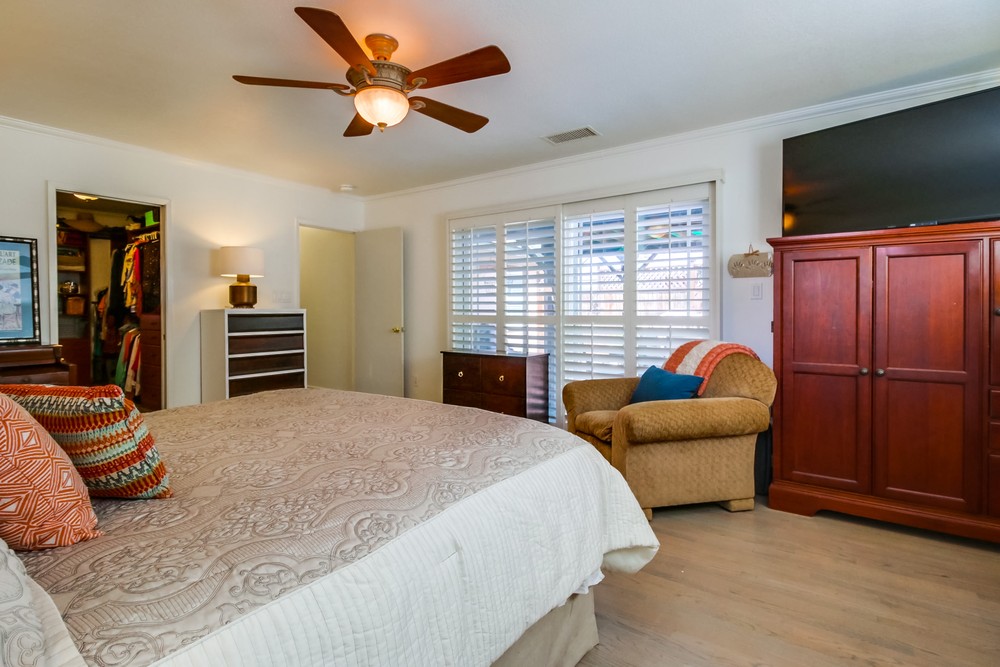 Virtual tour photo 19 of 35 for 6541 Delbarton St