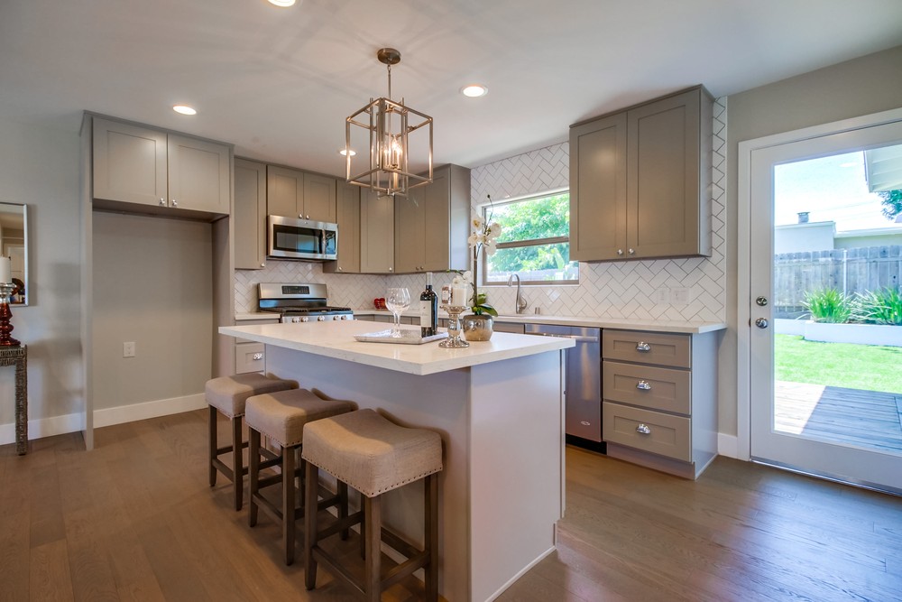 Virtual tour photo 12 of 37 for 6457 Julie St